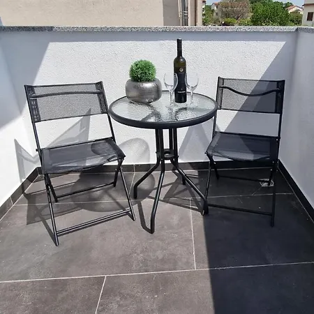 Apartment Olive Fazana Exterior photo